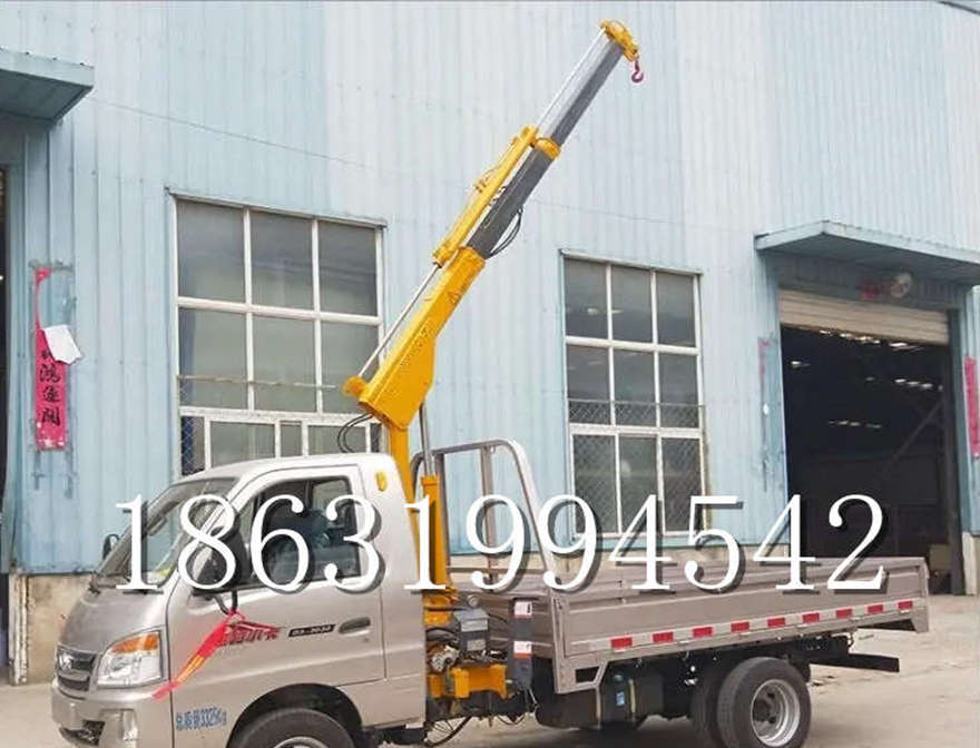 岫岩满族自治县车载吊机出租绞盘小吊机车载吊机出租起重升降机简易电动行走吊机车载吊机